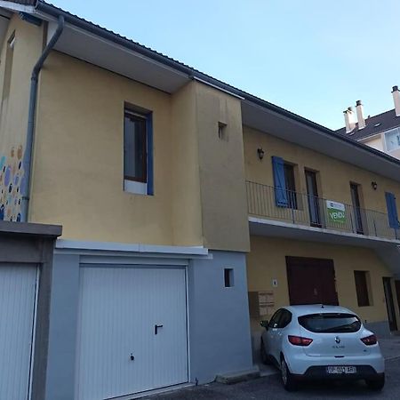 Appartement Duplex Avec Garage Annecy Centre Et Lac ภายนอก รูปภาพ